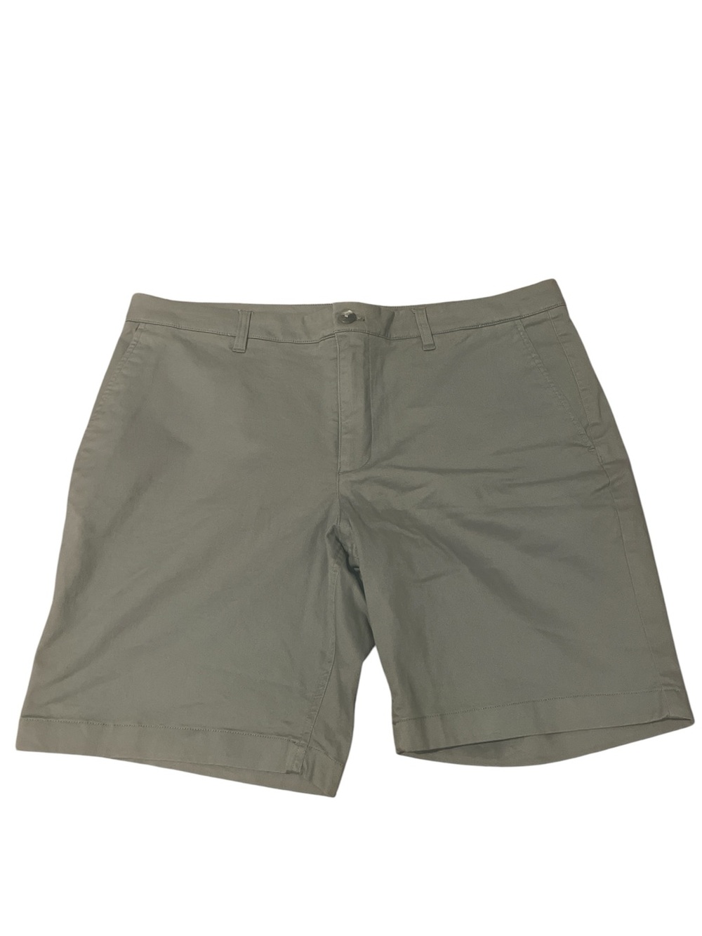 Men's Flat Front Shorts in Olive